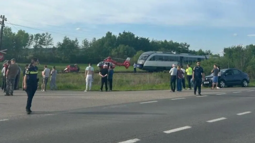 Cele două victime din mașina lovită de tren în jud. Timiș au DECEDAT. Poliția a stabilit cauza accidentului: cum s-a produs tragedia
