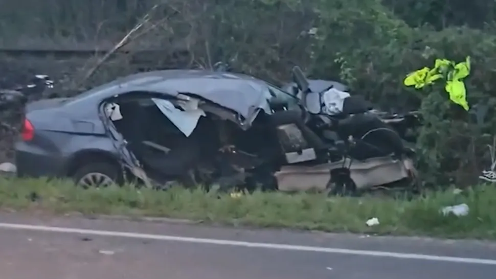 Accident înfiorător la Orșova: un tânăr de 23 de ani a murit carbonizat/ Captură video