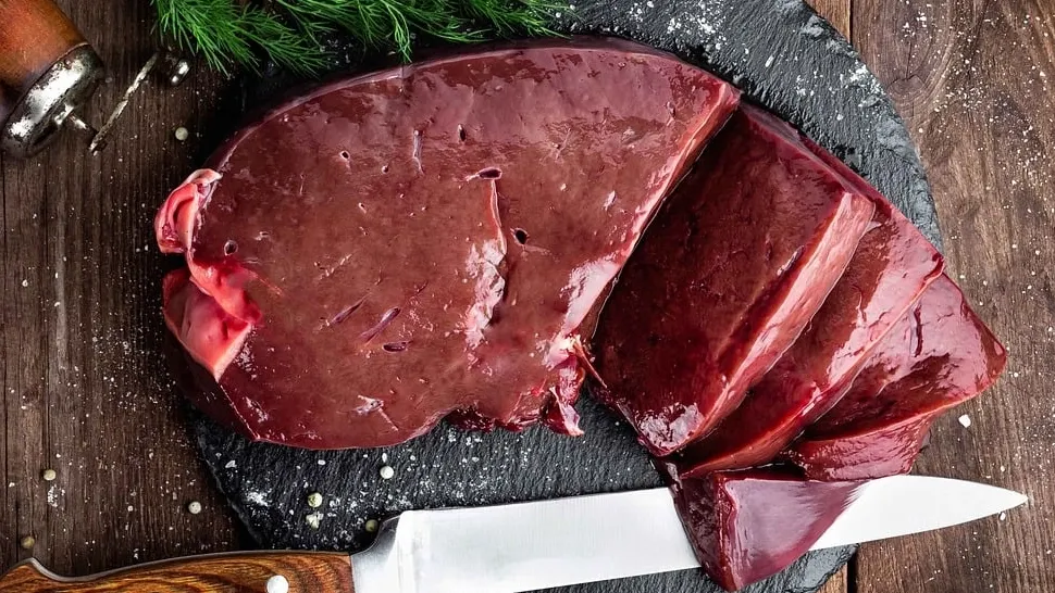 Cum poți prepara ficatul de miel. Sfaturi pentru a-l înfrăgezi și a obține cel mai gustos preparat, bogat în vitamine