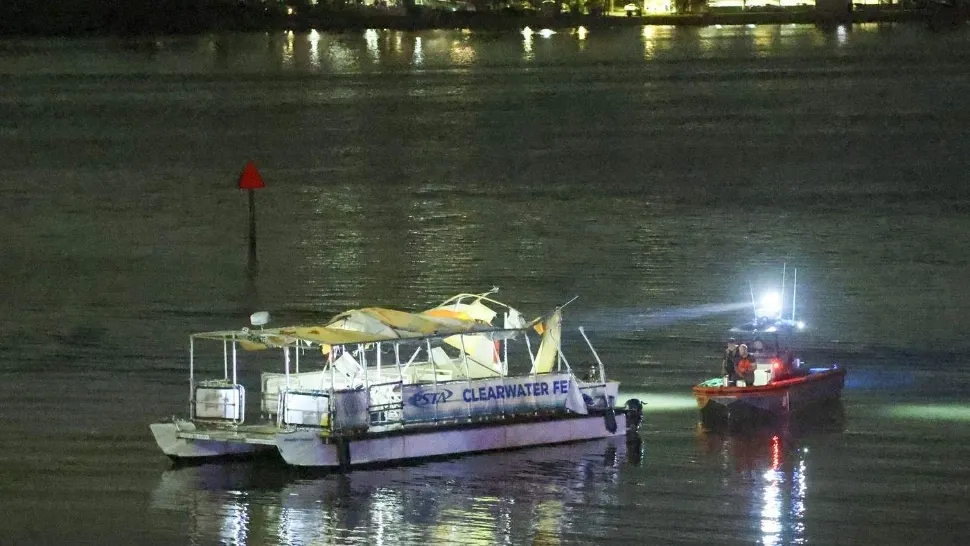 Tragedie navală: un mort și zeci de răniți după o coliziune între o barcă și un feribot