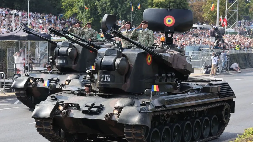 Armata Română, în defilare în timpul paradei Zilei Forțelor Armate din Varșovia. Foto: Profimedia