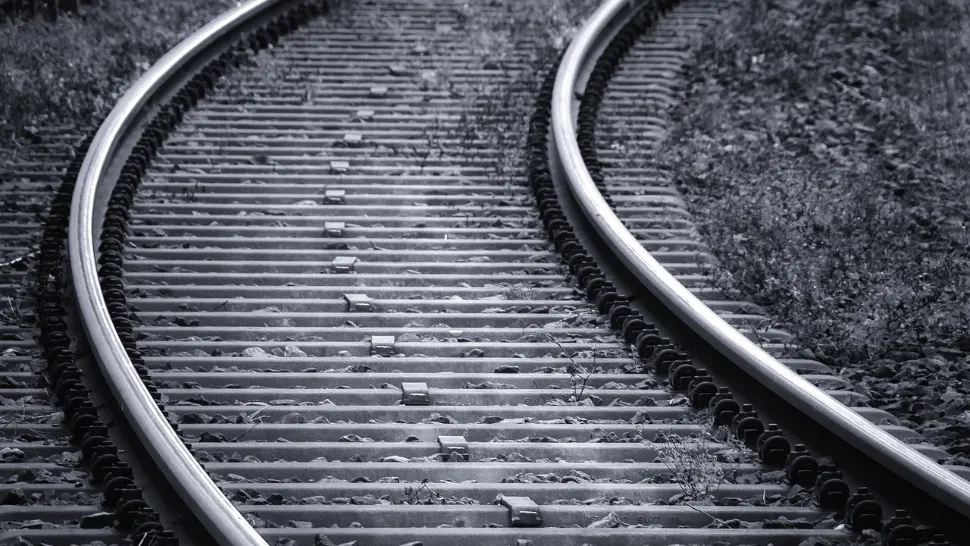 Trenurile București–Craiova, pe o singură linie până la final de iunie. CFR anunță întârzieri: care este motivul