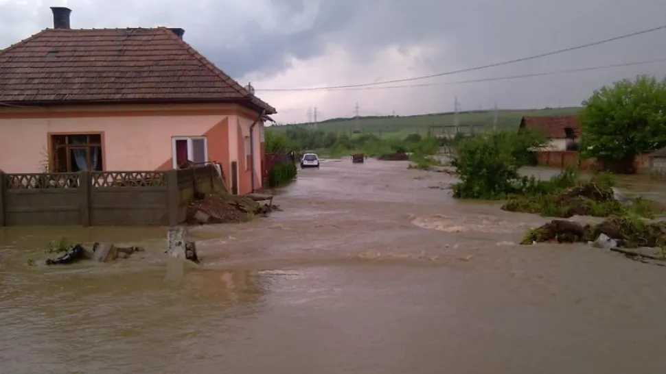 Alertă hidrologică majoră: Cod Portocaliu de INUNDAȚII în Prahova și Cod Galben în 12 județe/ Arhivă foto