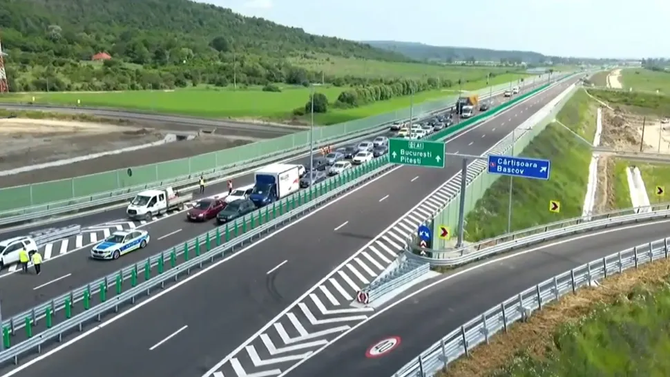 Circulația rutieră a fost deschisă astăzi pe ultimii 14,57 km ai secțiunii 5 (Curtea de Argeș – Pitești) din A1. Foto/CNAIR