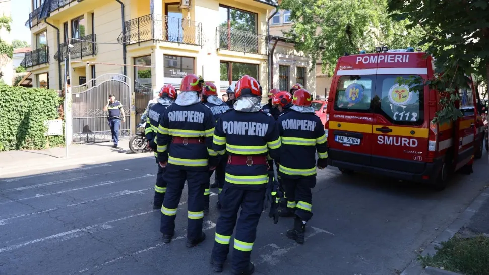 Echipajele de intervenție au acordat primul ajutor, marți, pentru 12 copii și un adult de la o grădiniță din strada Sfântul Ștefan.