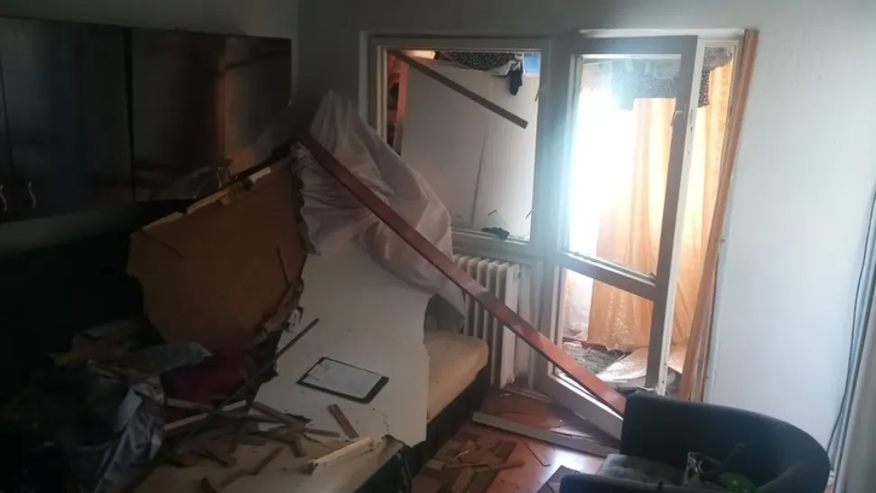Explozie puternică lângă un cămin de bătrâni: trei persoane rănite după deflagrația unei butelii de aragaz