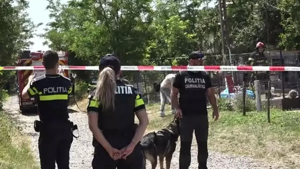 Noutăți în cazul criminalului Emil Gânj. O cutie cu telefoane, găsită la o rudă a fugarului. Câte sesizări s-au adunat la poliție
