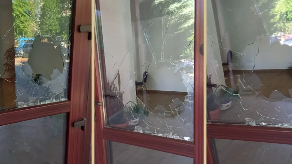 Sediu PNL, vandalizat în toiul nopții, la Hunedoara! Vinovații au aruncat cu bolovani și au spart geamurile filialei/ Captură video