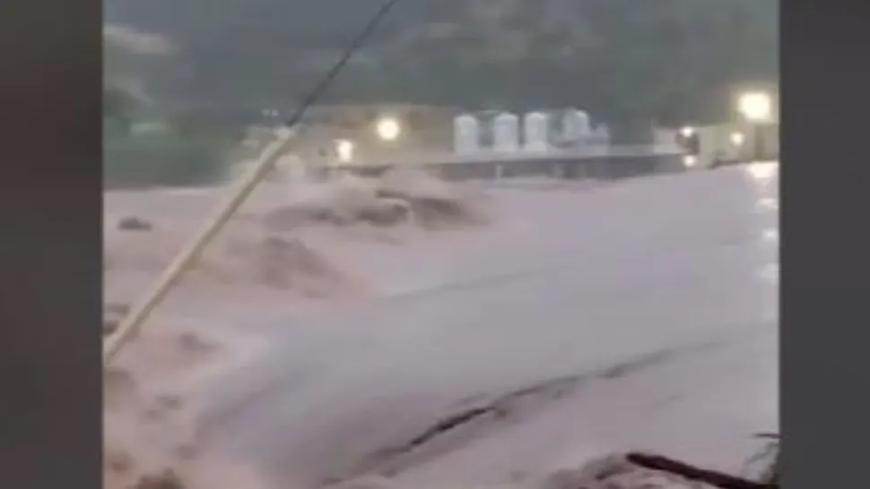 Peste 80 de morți și zeci de răniți după inundațiile catastrofale. Stare de urgență: apele au măturat totul în cale