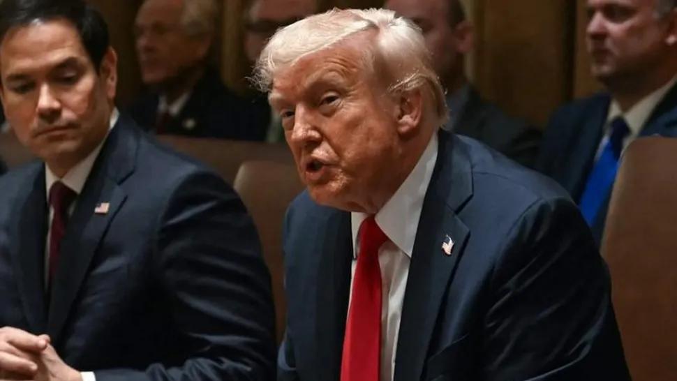 Trump critică amenda UE asupra platformei X (foto: profimedia)