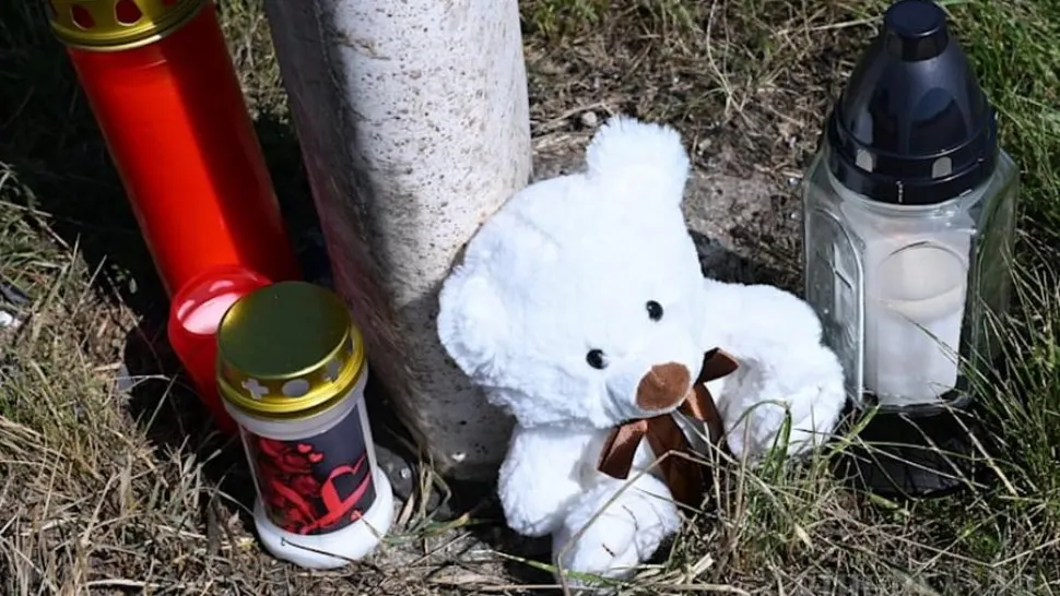 Un român din Germania și-a ucis logodnica, apoi bebelușul, într-un accident sinucigaș. Doar fiica sa de doi ani a supraviețuit