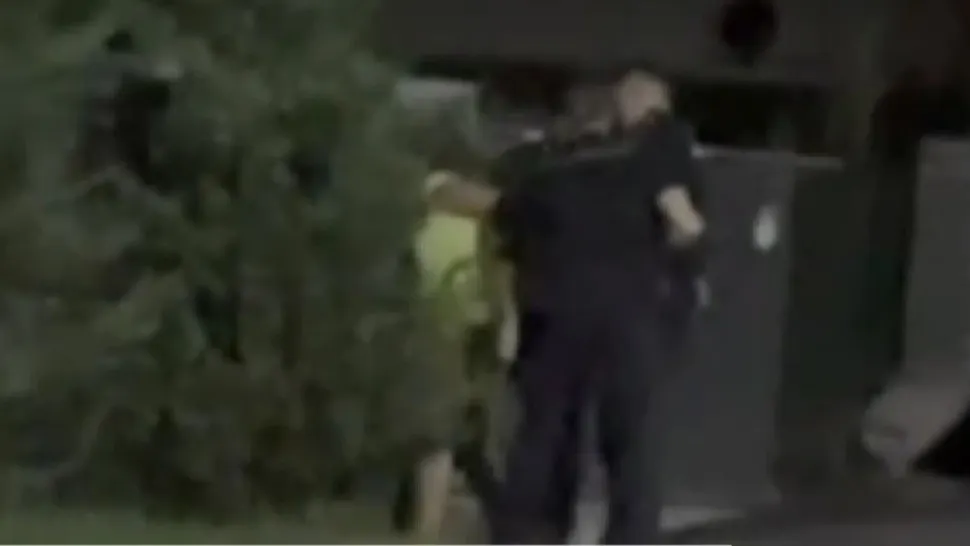 Acuzații grave aduse unor polițiști: o femeie de 57 de ani spune că a fost bătută de oamenii legii