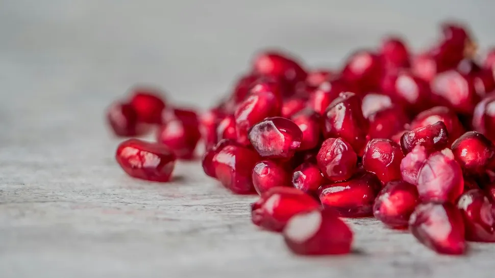 Fructul pe care toate persoanele peste 50 de ani ar trebui să-l consume. De ce îl recomandă neurologii!