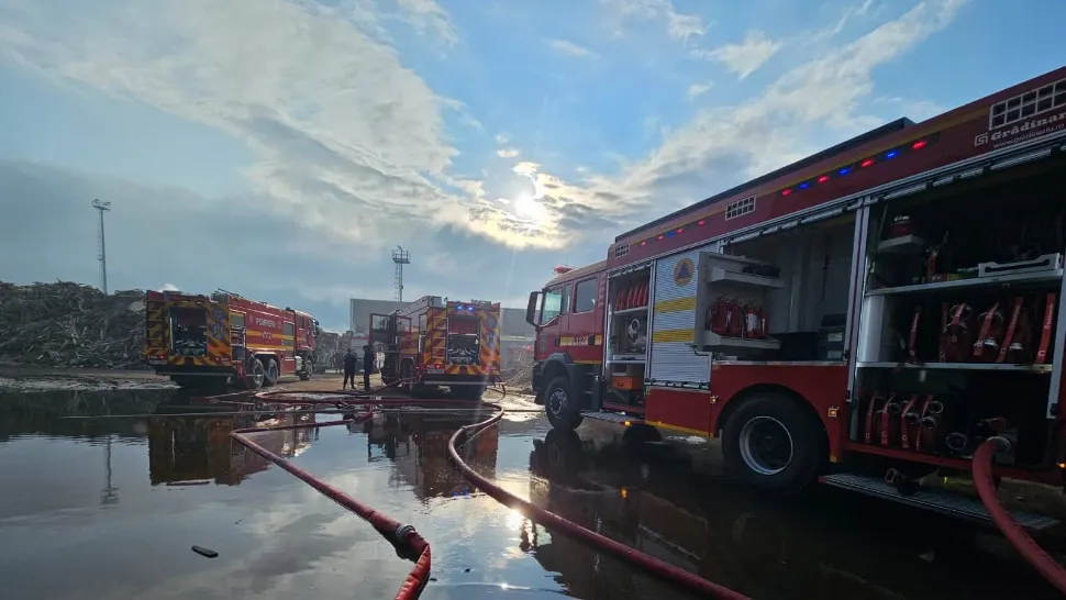 Garda de Mediu, despre explozia de la Sebeş: Nu a afectat calitatea aerului. AMENDA riscată de fabrică: 100.000 de lei