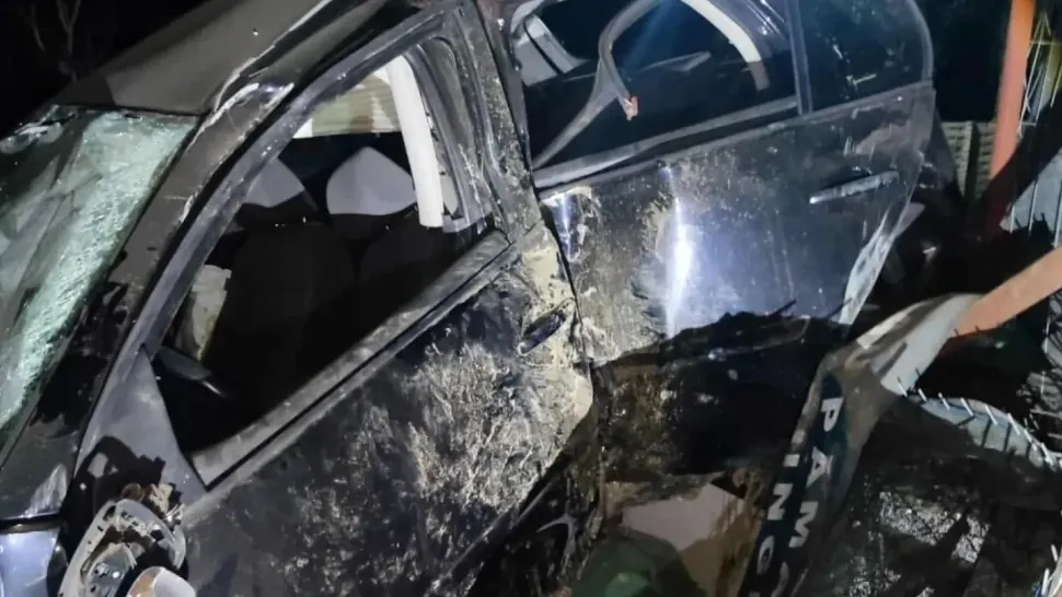 Accident cumplit, la Piatra-Olt: 9 persoane au ajuns la spital, după ce un autoturism a lovit o terasă. Șoferul avea 19 ani. Mașina, un ghem e fiare