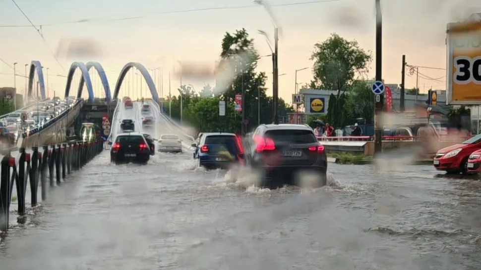 Capitala, sub Cod de ploi și inundații. Foto/Arhivă