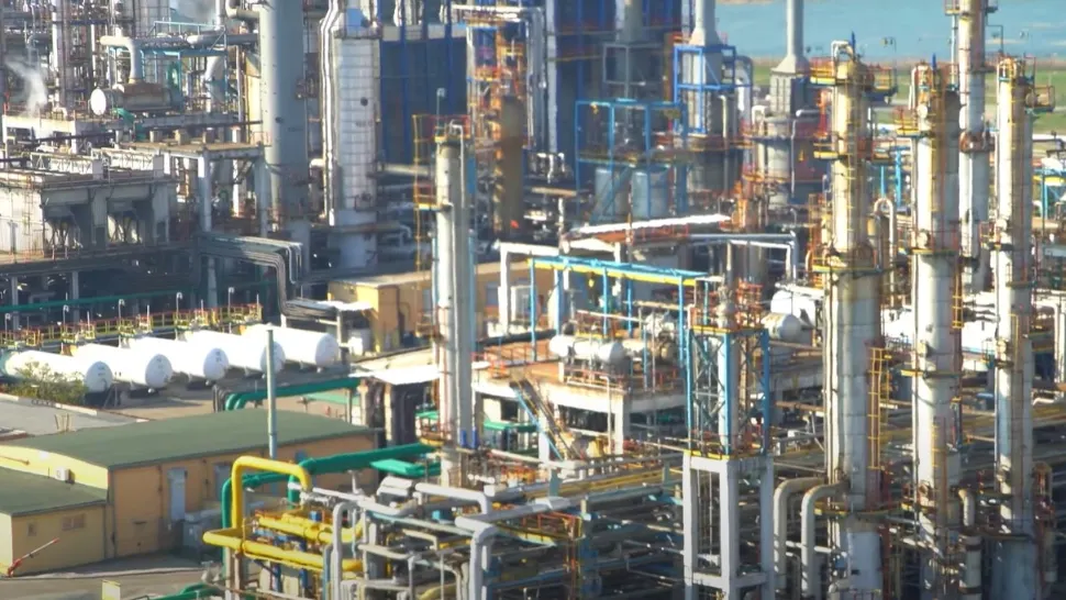 Petromidia este cea mai mare rafinărie din România