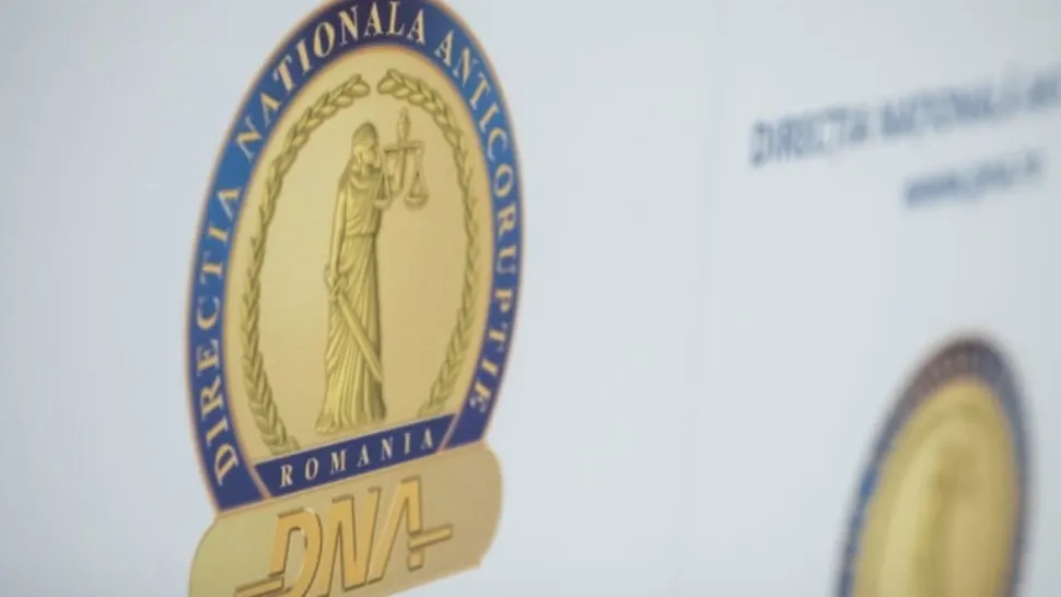 Primarul din Zăneşti, județul Neamț, reținut de DNA pentru luare de mită. Case, bani și contracte publice, în centrul anchetei