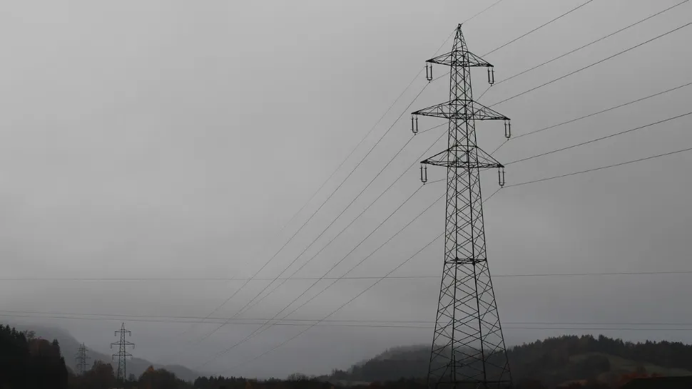 Mai multe localități din Prahova au rămas și fără curent electric, în plină criză de apă de peste 10 zile (foto: arhivă)