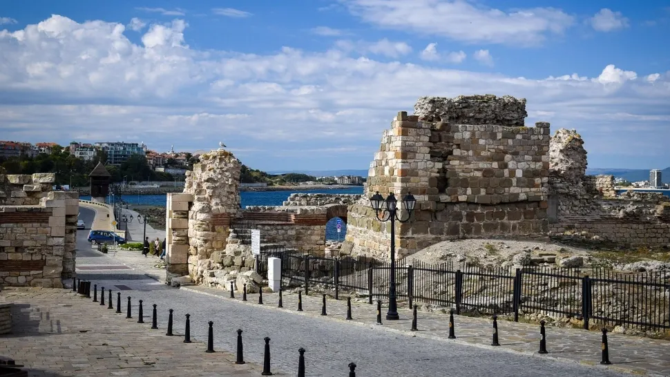 Vacanțele în Bulgaria după adoptarea euro: câți bani trebuie să scoți din buzunar pentru a merge la mare, la bulgari, în 2026?