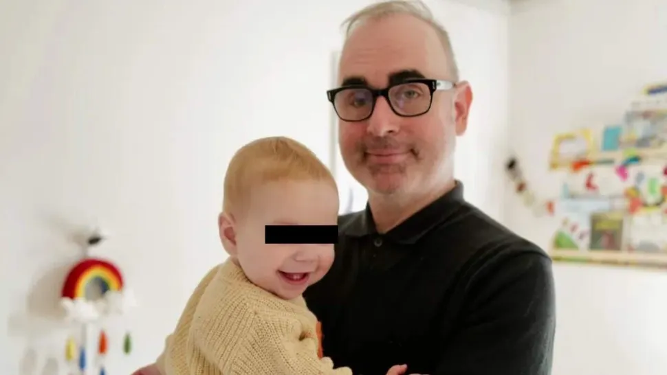 Au crezut că este o simplă gripă, dar diagnosticul le-a schimbat viața: un bebeluș de șase săptămâni, operat de urgență la inimă
