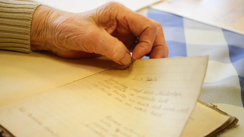 Orașul în care pensionarii europeni trăiesc „ca niște regi” cu doar 1.000 de euro pe lună. Clima, siguranța și costurile mici îi atrag 