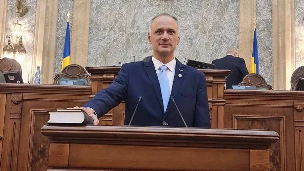 Senatorul Șipoș se află la primul mandat de parlamentar pe listele USR. Foto/FB