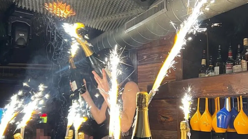 O chelneriță de 24 de ani este bănuită că ar fi provocat incendiul de la barul din Crans-Montana