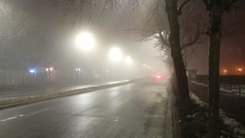 Cod galben de ceață în București și în peste 15 județe din țară. Șoferii sunt îndemnați să circule cu maximă prudență