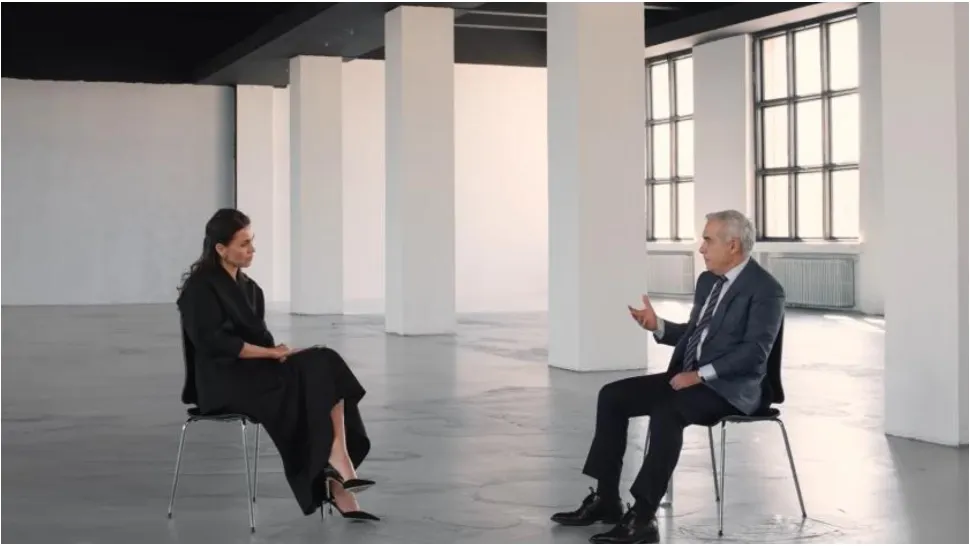 Jurnalista care i-a luat interviu lui Călin Georgescu, blocată la graniță