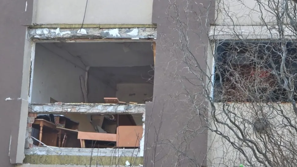 Explozie puternică într-un bloc din Buzău.