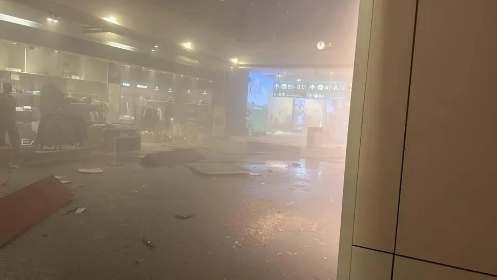 Aeroportul din Dubai a fost lovit de drone iraniene. Evacuare de urgență și alertă de securitate în Emiratele Arabe Unite | VIDEO