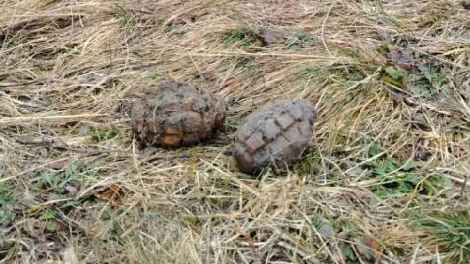 Descoperire "explozivă" în Aiud: două grenade fără focos găsite pe o stradă/ ISU Alba