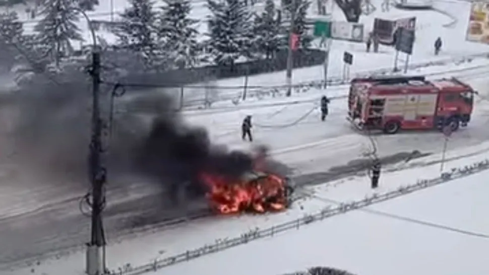 Incendiu violent pe o șosea din Giurgiu. O mașină a fost mistuită de flăcări