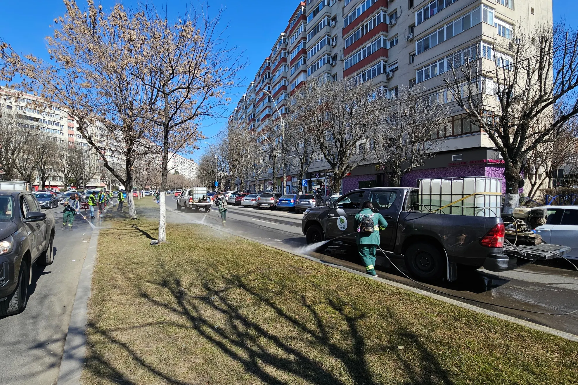 Curățenie și asfaltare