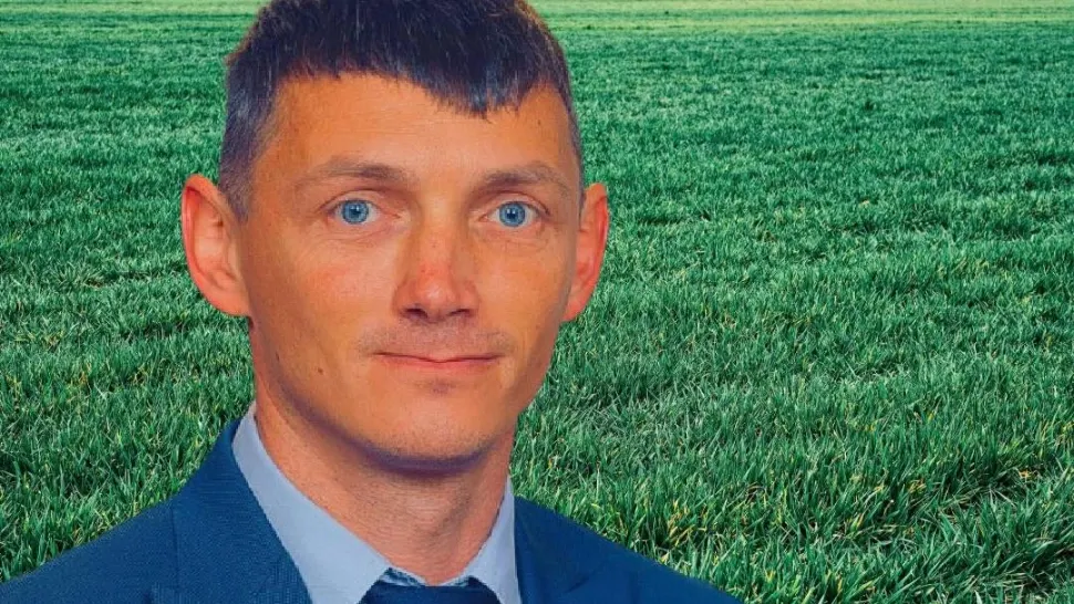 Senatorul cu studii matrimoniale a fost trimis la muncă în folosul comunității