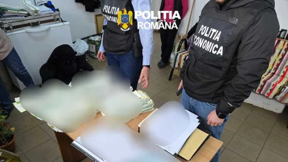 Percheziții în Galați într-un dosar de delapidare: angajat al Grădinii Zoologice, suspectat că ar fi furat hrana animalelor