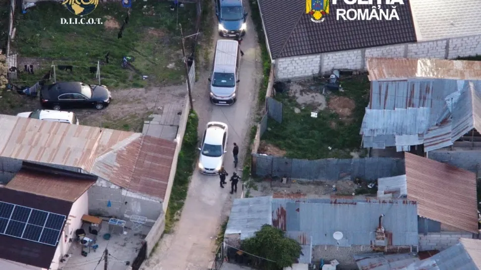 Percheziții de amploare în București și în cinci județe într-un dosar de trafic de persoane și proxenetism FOTO&VIDEO