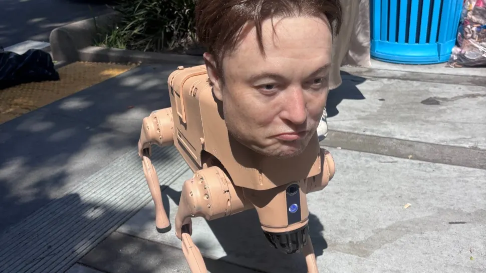 Robo-câinele cu fața lui Elon Musk. Foto: X
