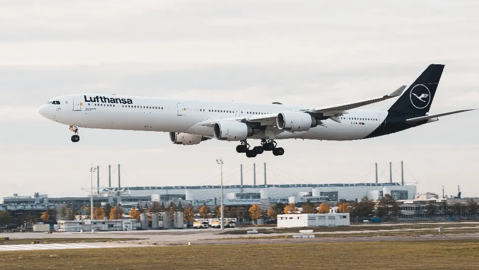 Grevă de amploare. Zeci de avioane au rămas blocate la sol