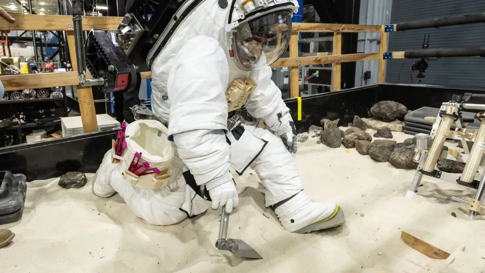 Ce vor mânca astronauții de pe Artemis II: NASA le-a declasificat meniul