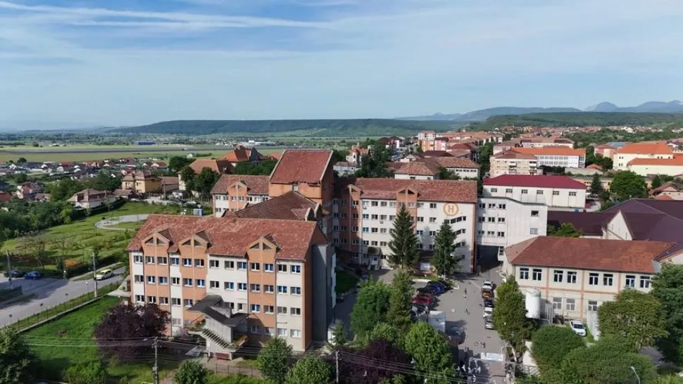 Controale stricte la ieșirea din tură pentru angajații din spital, după descoperirea unor alimente nejustificate
