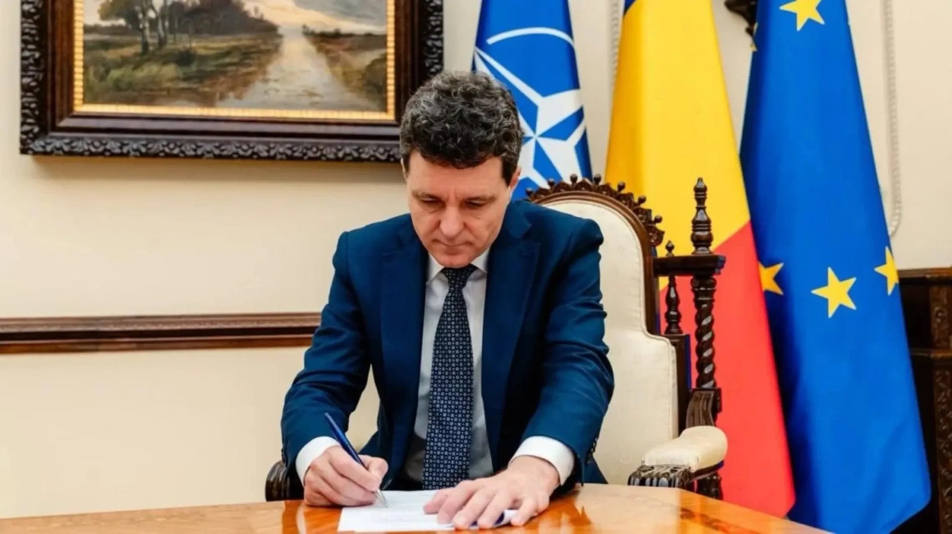 Nicușor Dan