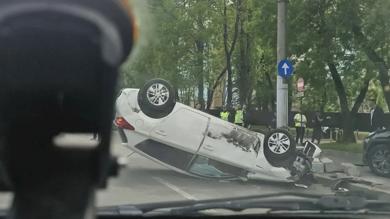 Mașină de poliție