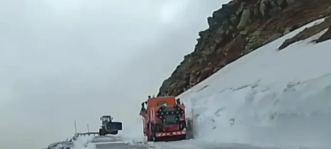 Deszăpezire / Captură video 