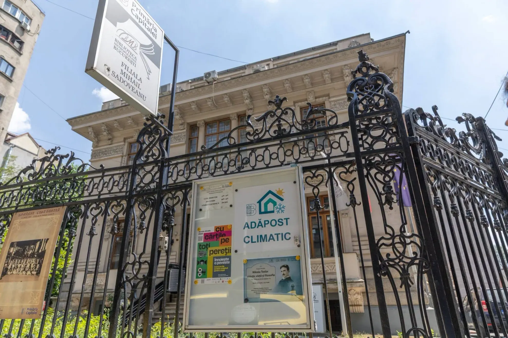 Apar adăposturile climatice în București. 