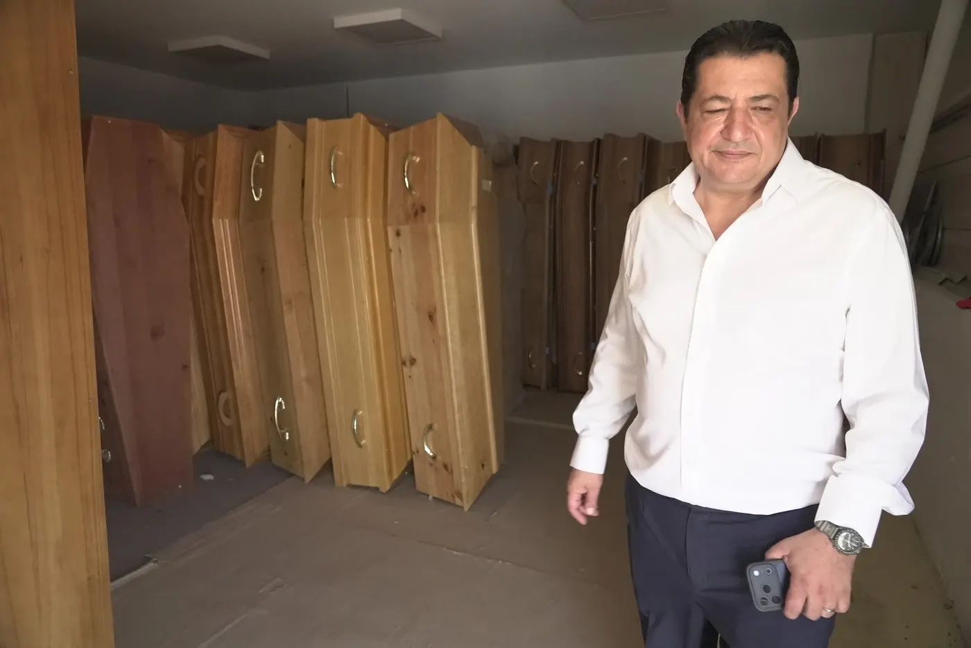 Casele funerare sunt depășite de numărul solicitărilor (Profimedia)