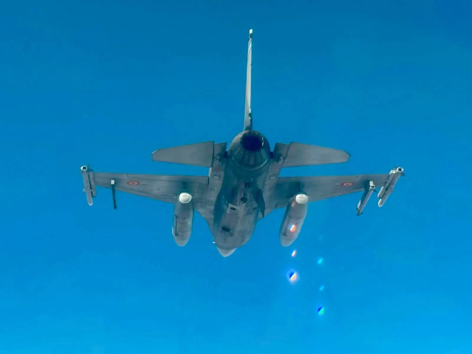 Avion F-16 (foto: Facebook @ MApN)