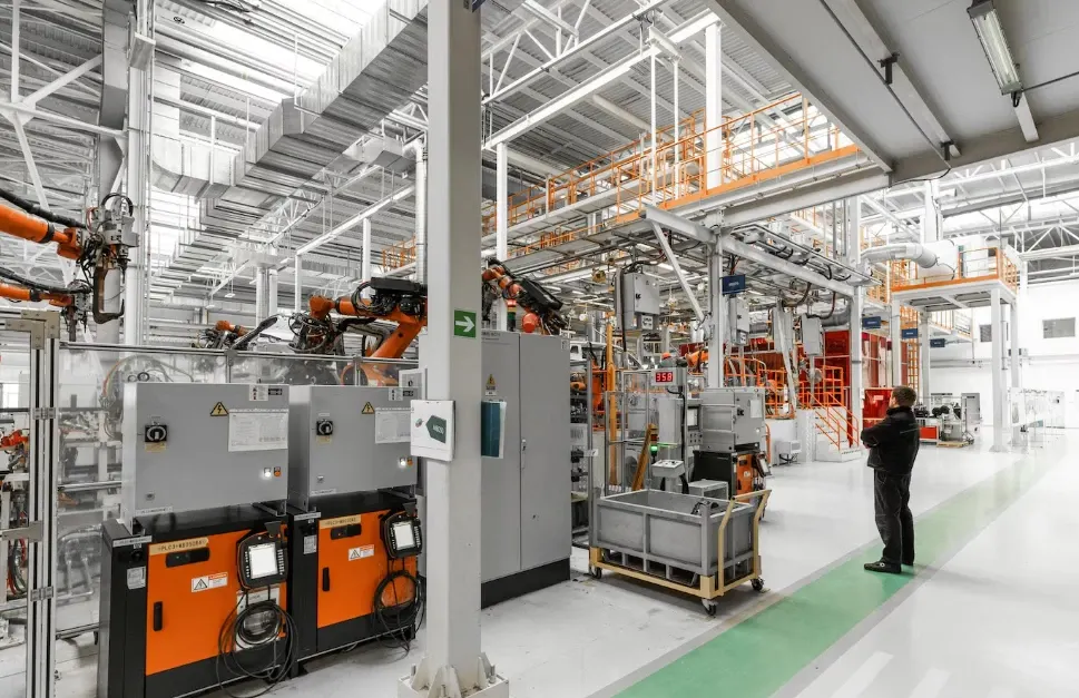 O industrie uriașă din România rămâne fără peste 1.200 de angajați în fiecare lună