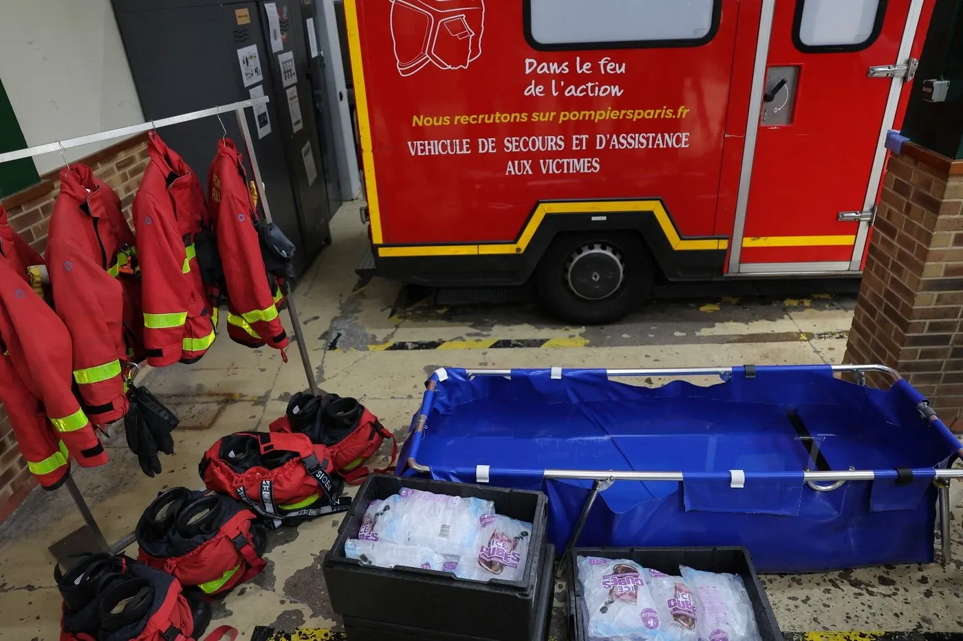 Pompierii s-au aflat în prima linie a intervențiilor (Profimedia)
